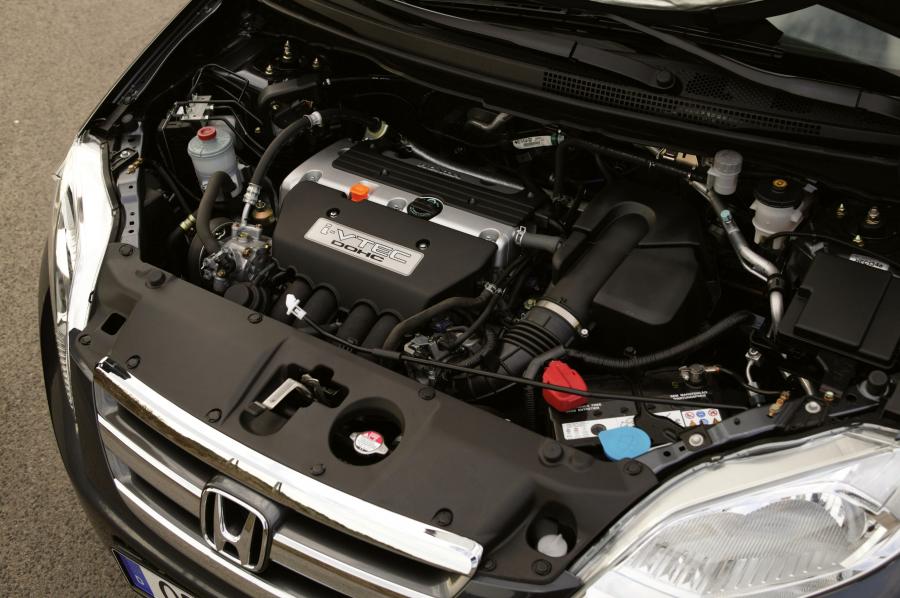  Honda FR-V 2004 года  (фото 15 из 30)